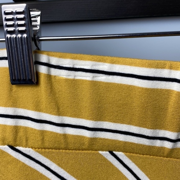 Westport Stripe Maxi Long Yellow Black White  Skirt Elastic Waist Size Medium - Picture 15 of 17